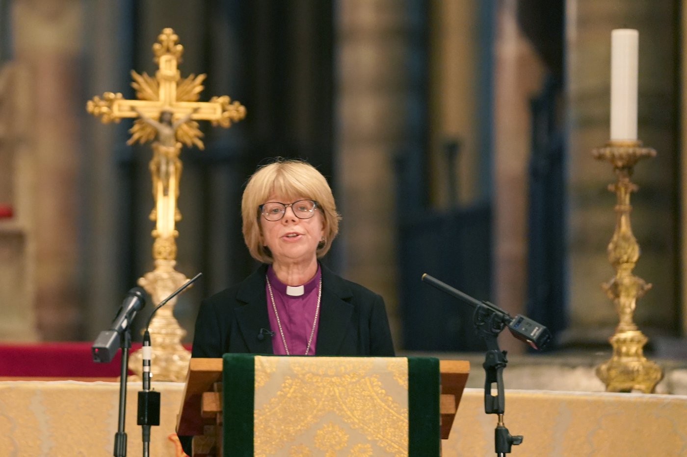 Sarah Mullally named the first female Archbishop of Canterbury in history of Church of England | iNFOnews.ca