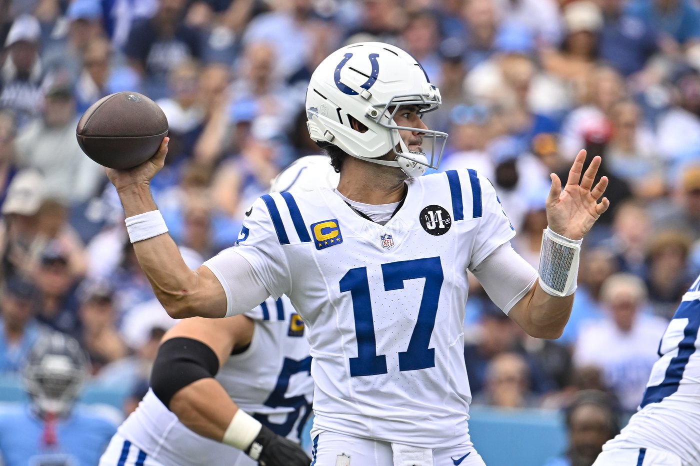 QB Daniel Jones' fast start in Indianapolis has people wondering if he can keep playing this way | iNFOnews.ca