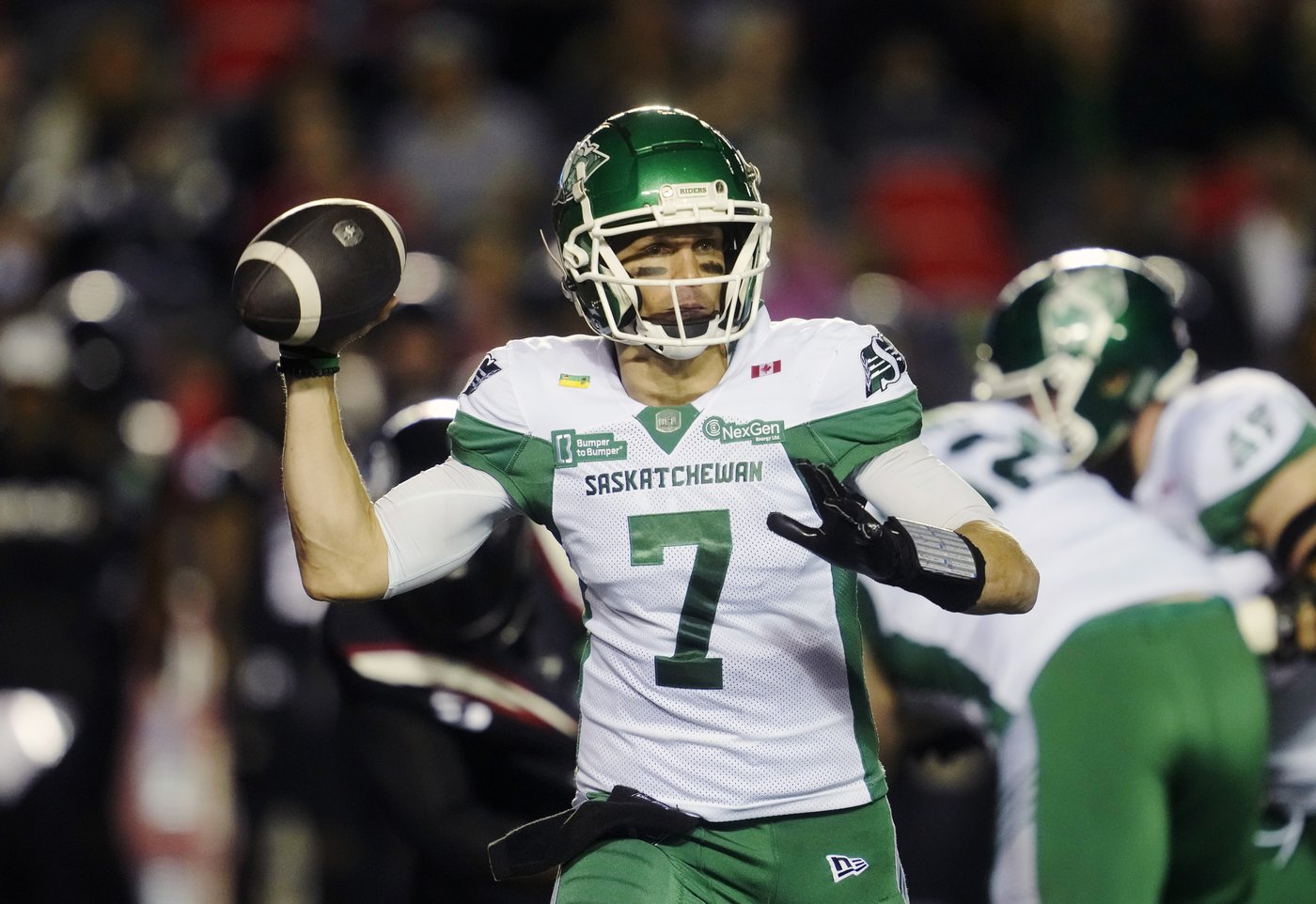 Roughriders snap losing streak, Redblacks' playoff hopes with 20-13 victory | iNFOnews.ca