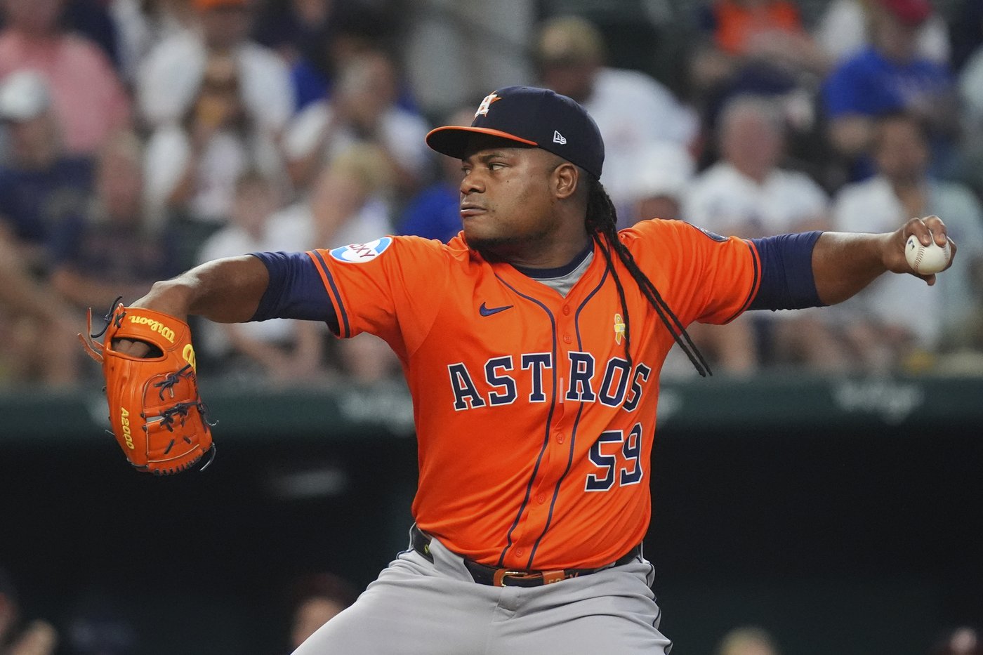 Burger and Jung get to Valdez as Rangers beat Astros 4-2 to keep pace in AL wild card | iNFOnews.ca