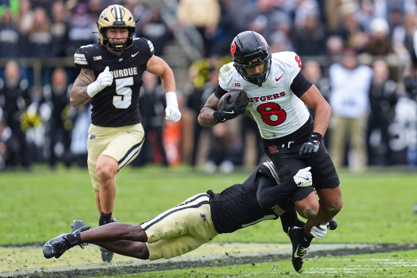 Rutgers cashes in on late fumble, knocks off Purdue 27-24 | iNFOnews.ca Rutgers cashes in on late fumble, knocks off Purdue 27-24 | iNFOnews.ca