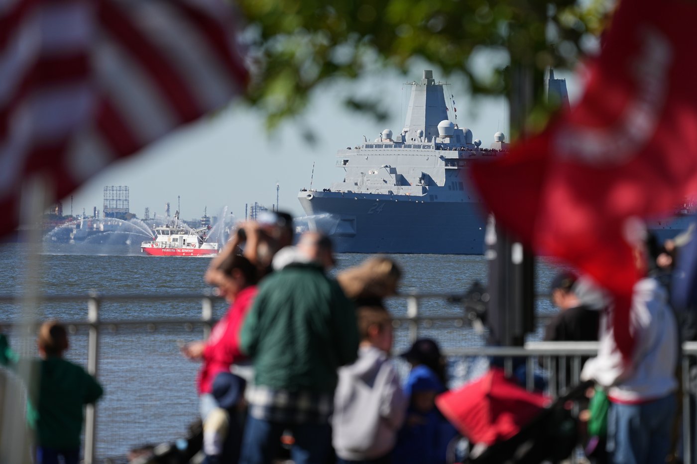 Ship parade kicks off events celebrating 250 years of the US Navy and Marine Corps | iNFOnews.ca Ship parade kicks off events celebrating 250 years of the US Navy and Marine Corps | iNFOnews.ca