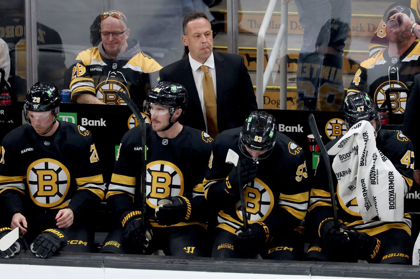 Fraser Minten scores in overtime to lift the Bruins past the Blackhawks, 4-3 | iNFOnews.ca Fraser Minten scores in overtime to lift the Bruins past the Blackhawks, 4-3 | iNFOnews.ca
