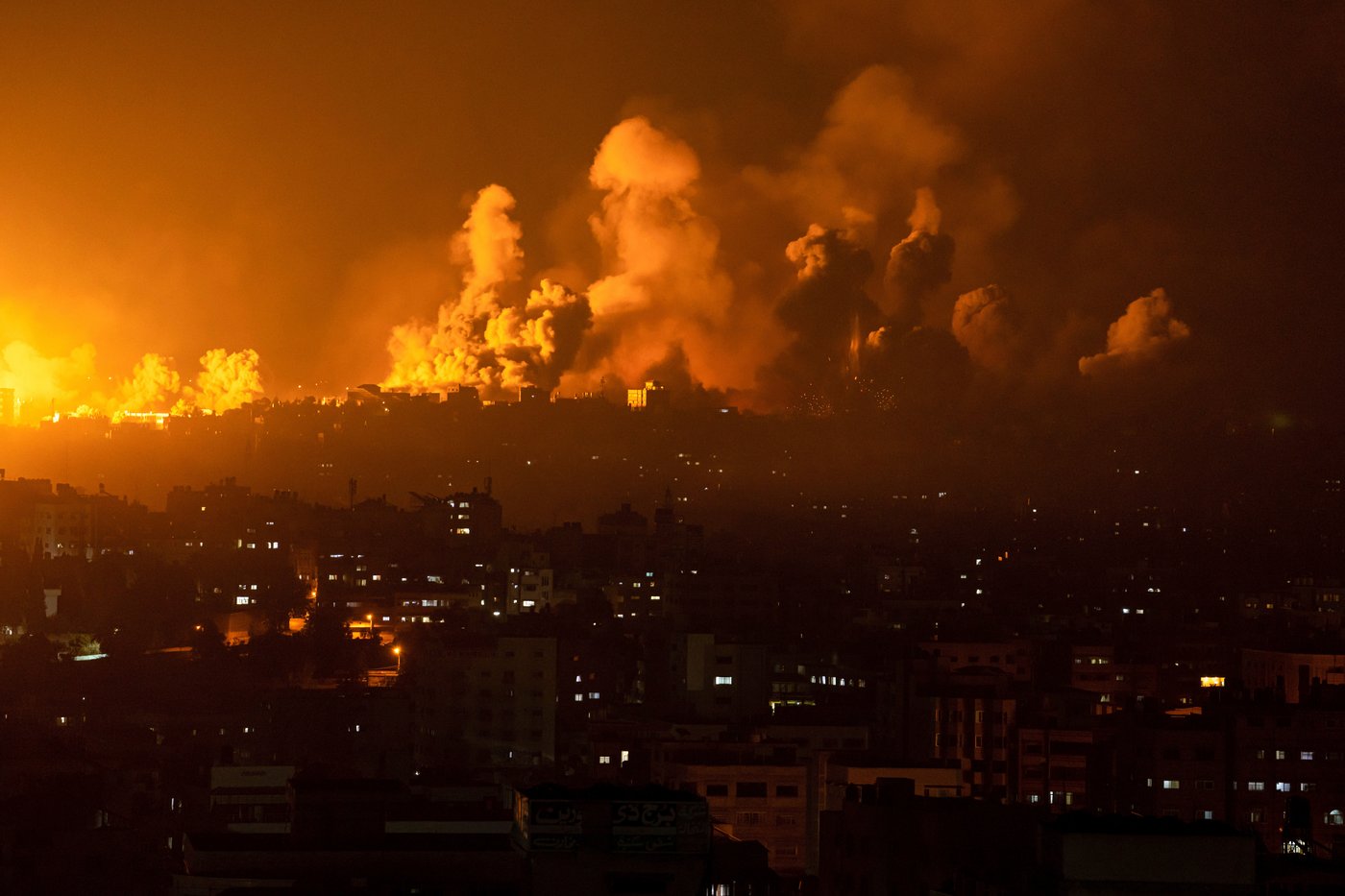 Photos from 2 years of war between Israel and Hamas bear witness to its horrors | iNFOnews.ca