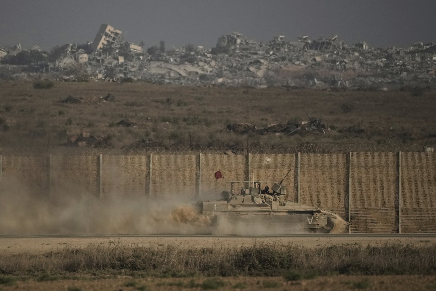 Israel's military says its expanded operation in Gaza City has begun and warns residents to leave | iNFOnews.ca Israel's military says its expanded operation in Gaza City has begun and warns residents to leave | iNFOnews.ca