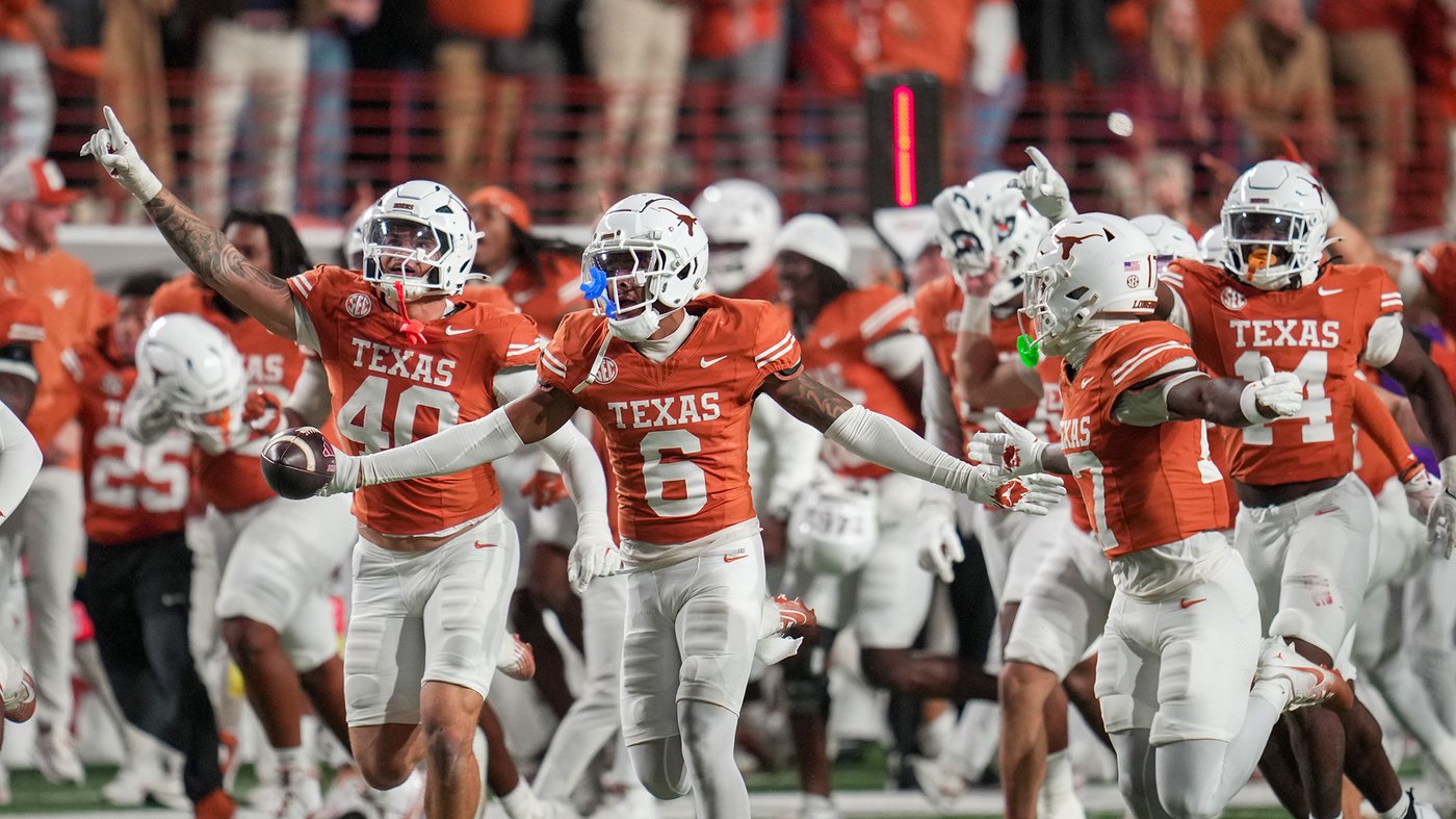 No. 16 Texas spoils No. 3 Texas A&M's perfect season 27-17, knocks Aggies out of SEC title game | iNFOnews.ca