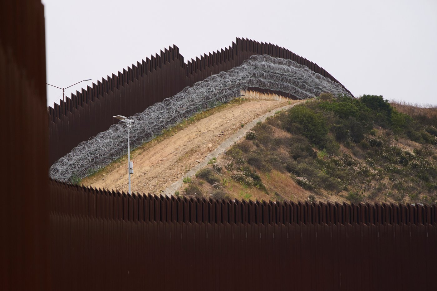 Trump administration adds militarized zone in California along southern US border | iNFOnews.ca Trump administration adds militarized zone in California along southern US border | iNFOnews.ca