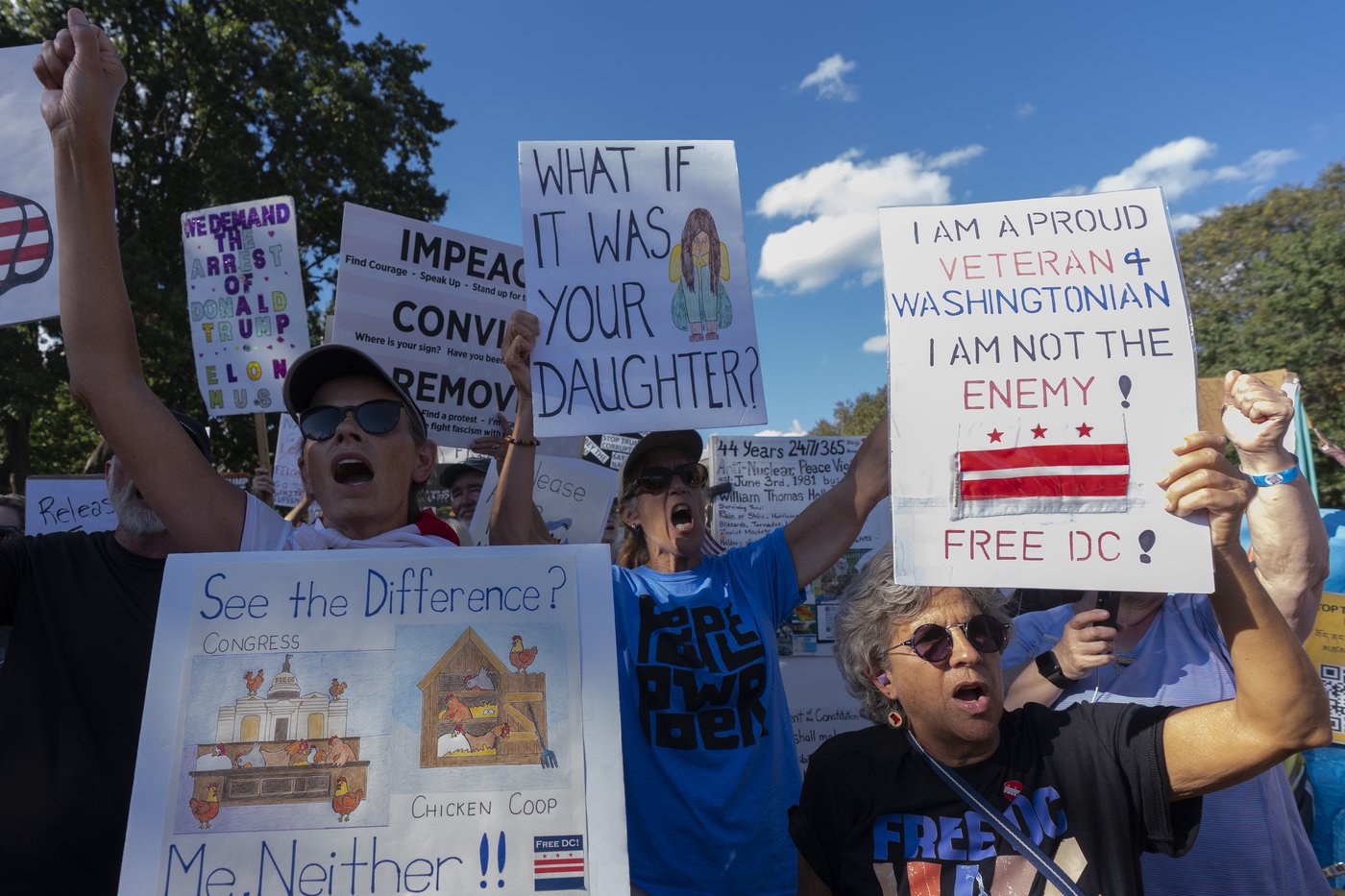 Photos of protests during fourth week of Trump's DC crime crackdown | iNFOnews.ca