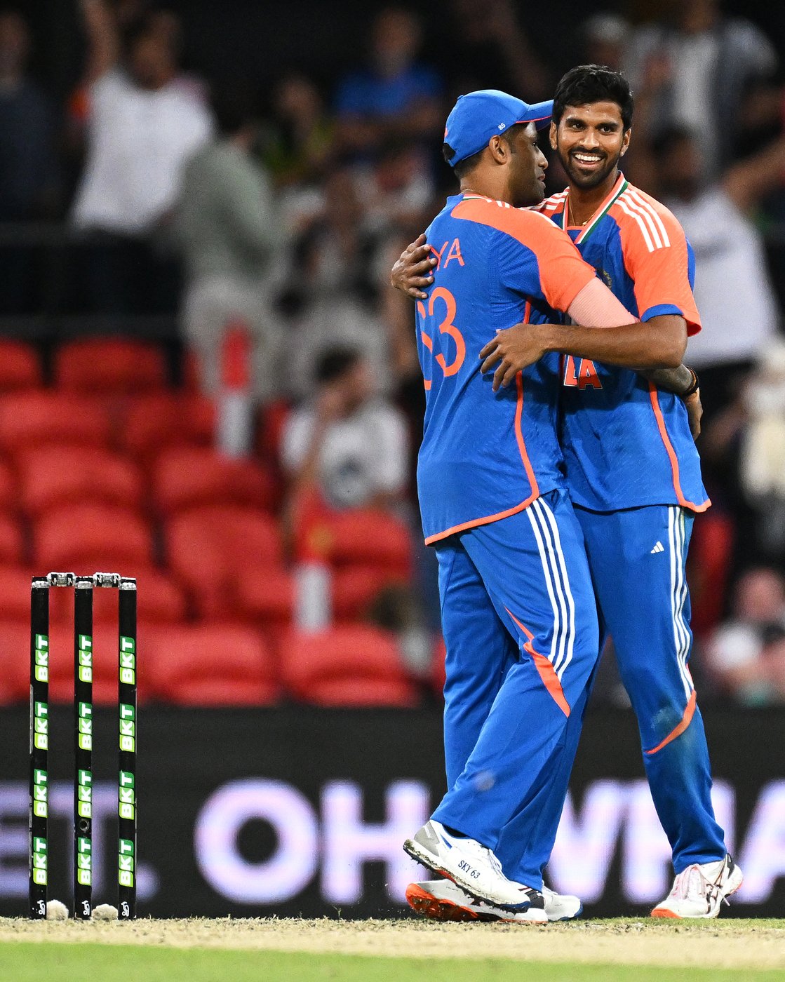 India leads T20 series 2-1 after Australia crashes against spin | iNFOnews.ca India leads T20 series 2-1 after Australia crashes against spin | iNFOnews.ca