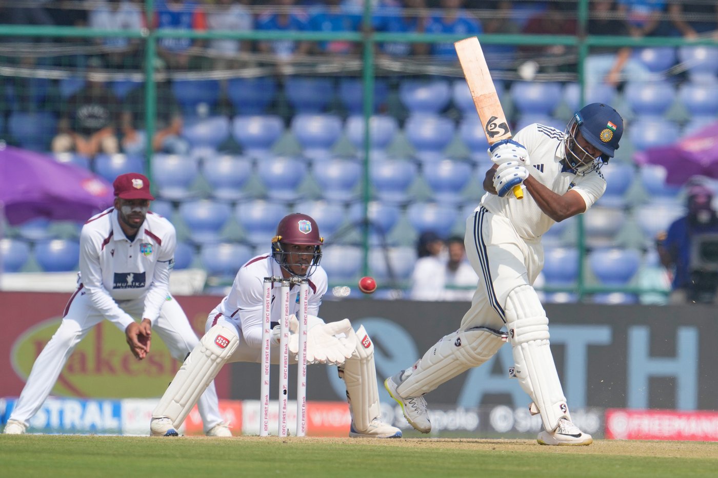 India loses Lokesh Rahul before lunch, 94-1 on Day 1 against West Indies in 2nd cricket test | iNFOnews.ca India loses Lokesh Rahul before lunch, 94-1 on Day 1 against West Indies in 2nd cricket test | iNFOnews.ca