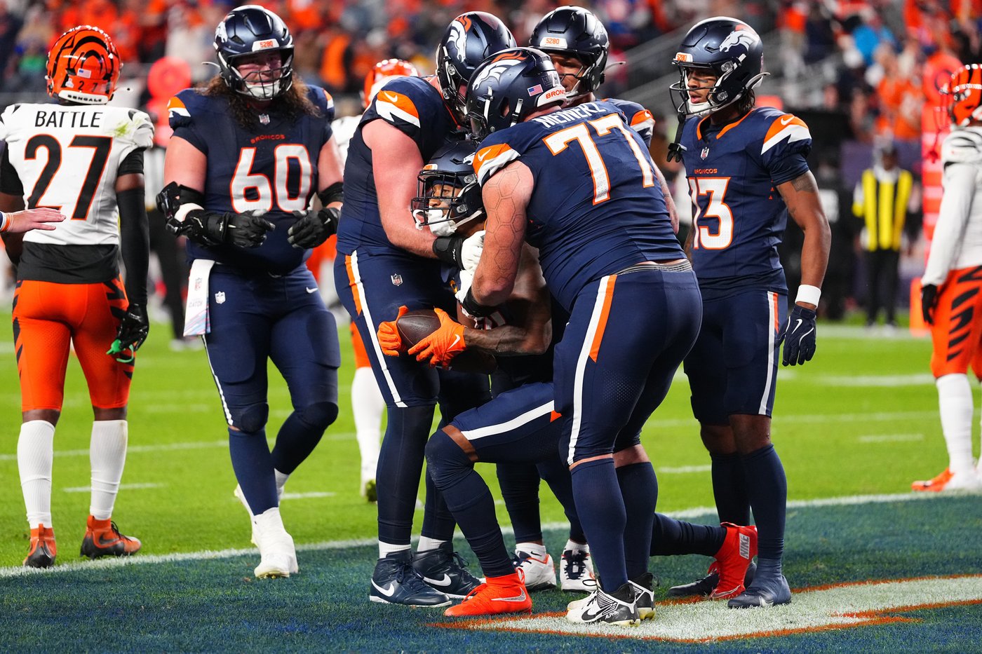 Broncos snap skid with 28-3 win over Bengals fueled by Dobbins' 100-yard game, 2 Nix TD passes | iNFOnews.ca