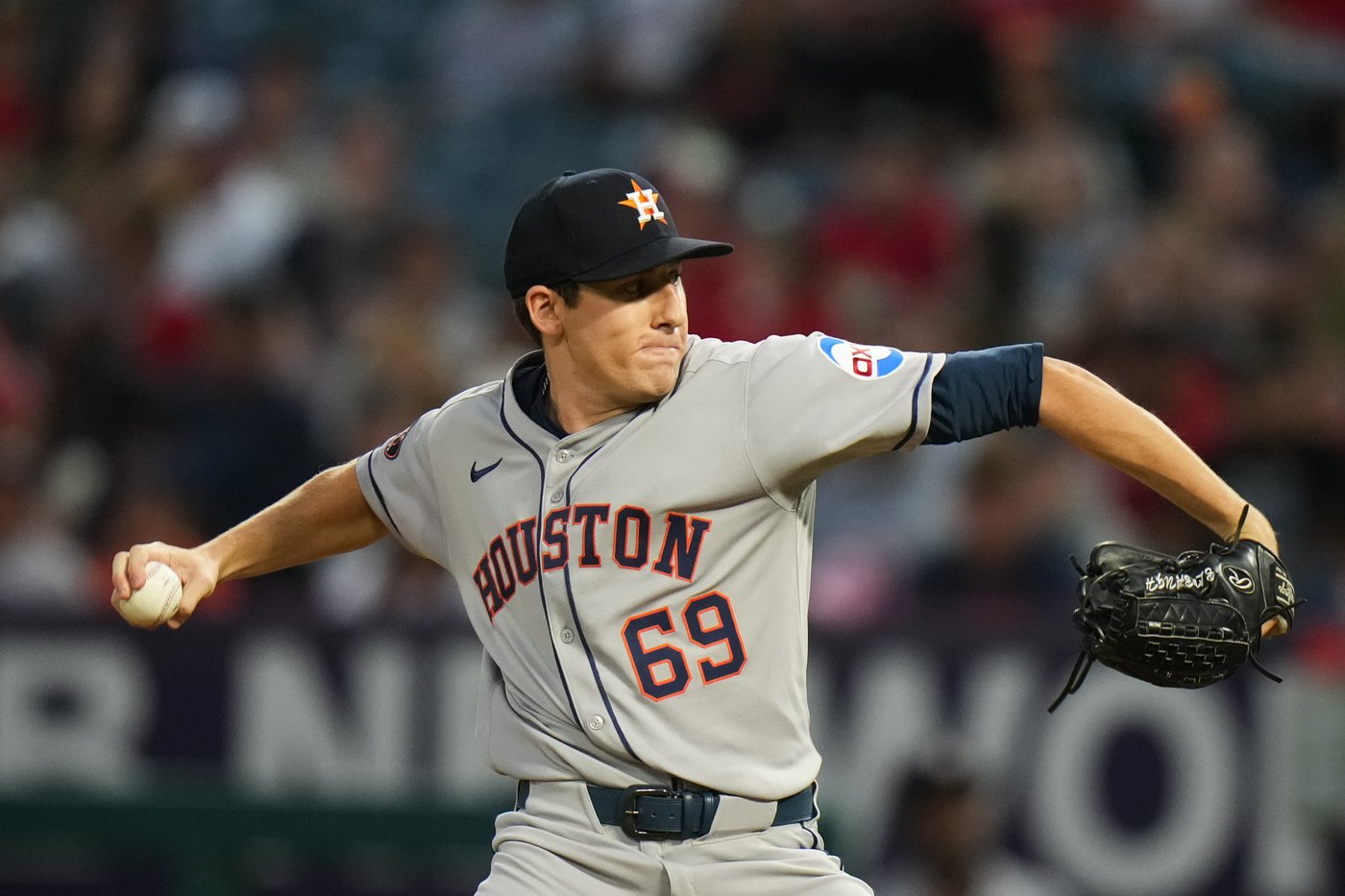 Walker hits 2 homers as Astros beat Angels 6-1 after getting knocked out of playoff contention | iNFOnews.ca