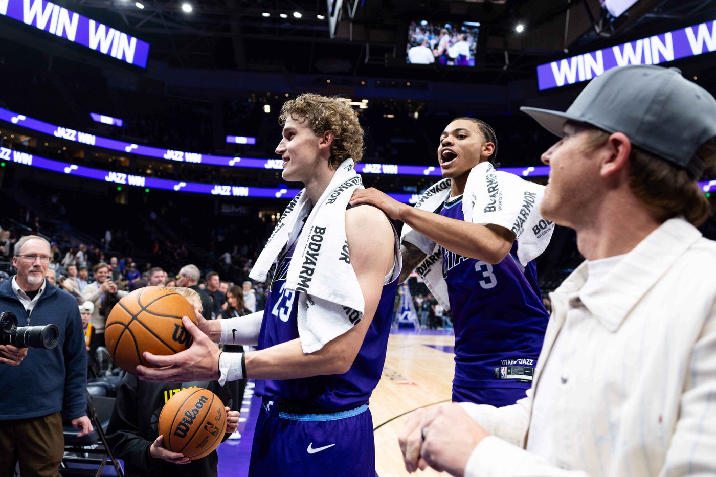 Markkanen becomes first Jazz player to top 50 points since Karl Malone in win over Suns | iNFOnews.ca Markkanen becomes first Jazz player to top 50 points since Karl Malone in win over Suns | iNFOnews.ca