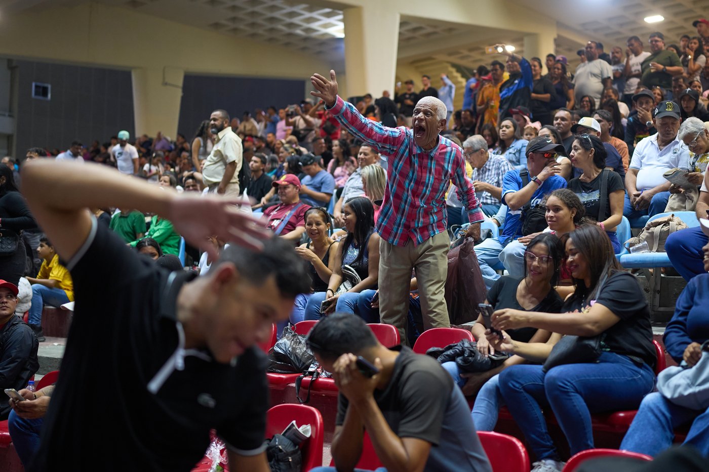 A day at the races: How Venezuelans find joy despite familiar political turmoil | iNFOnews.ca A day at the races: How Venezuelans find joy despite familiar political turmoil | iNFOnews.ca