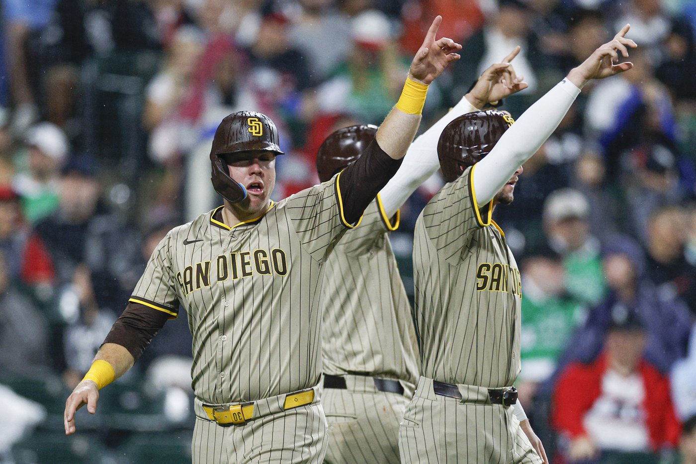 O'Hearn hits 3-run double as Padres close in on playoffs with 7-3 win over White Sox | iNFOnews.ca