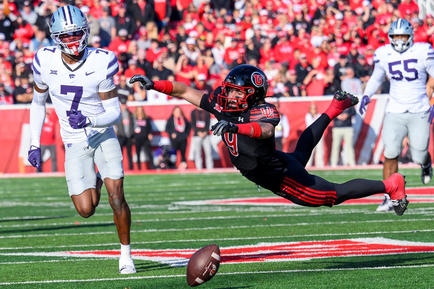 Devon Dampier leads No. 13 Utah's rally for wild 51-47 win over Kansas State | iNFOnews.ca