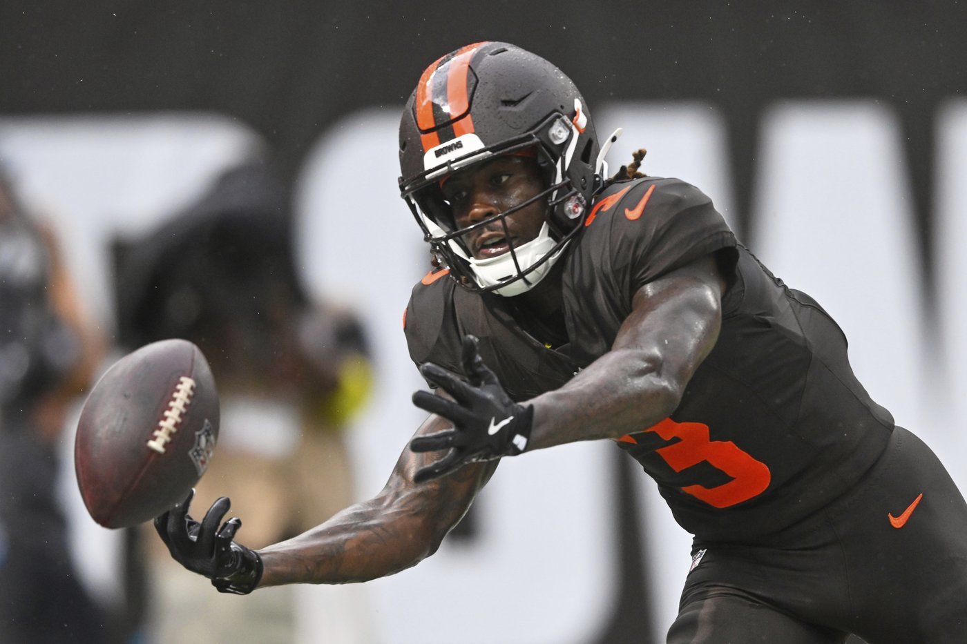 Browns' defense continues to dominate, but can it keep carrying the team? | iNFOnews.ca