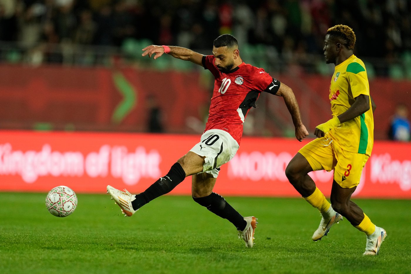 Salah stars again for Egypt and Nigeria routs Mozambique to reach Africa Cup quarters | iNFOnews.ca