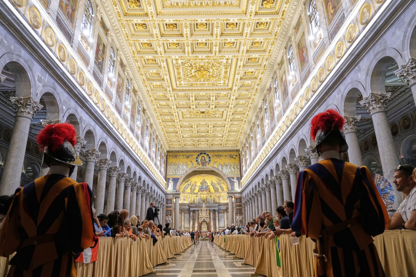 Pope honors 21st century martyrs: Christians killed by Islamic militants, mafias, Amazon ranchers | iNFOnews.ca