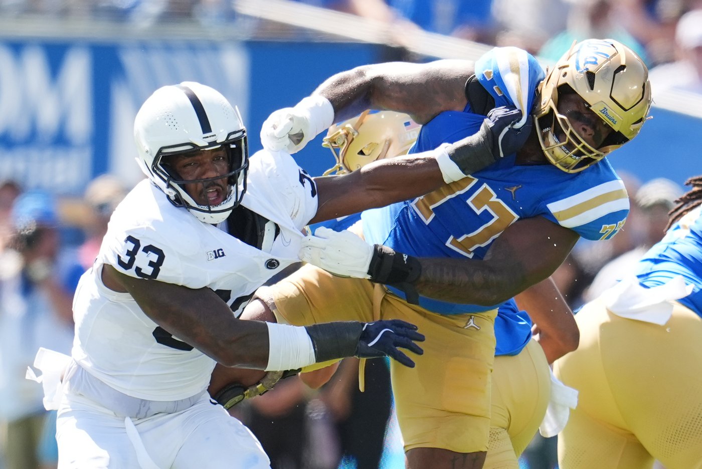UCLA stuns No. 7 Penn State with Iamaleava's 5 touchdowns, ends 16-game skid against Top-10 teams | iNFOnews.ca