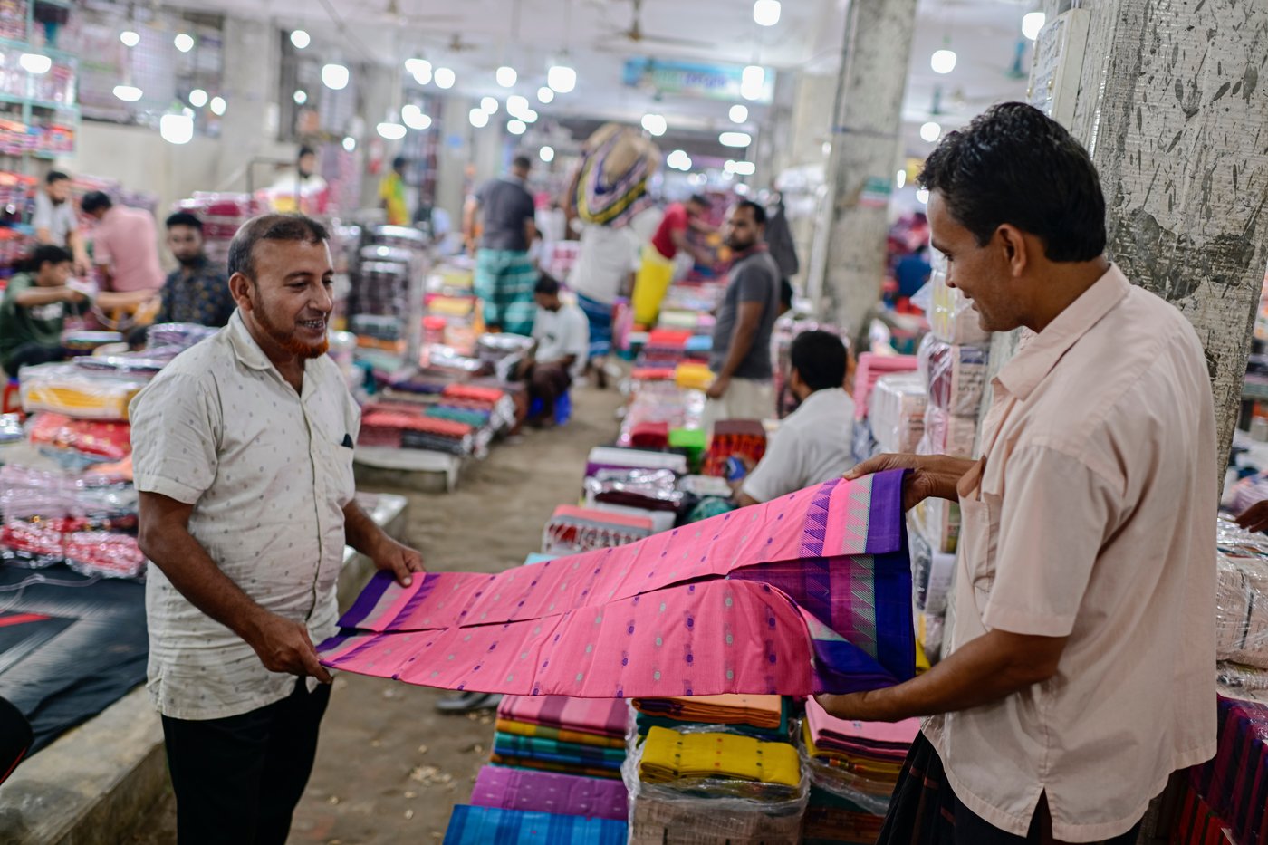 Handloom weavers of iconic Tangail saree in Bangladesh seek UNESCO heritage status for their craft | iNFOnews.ca