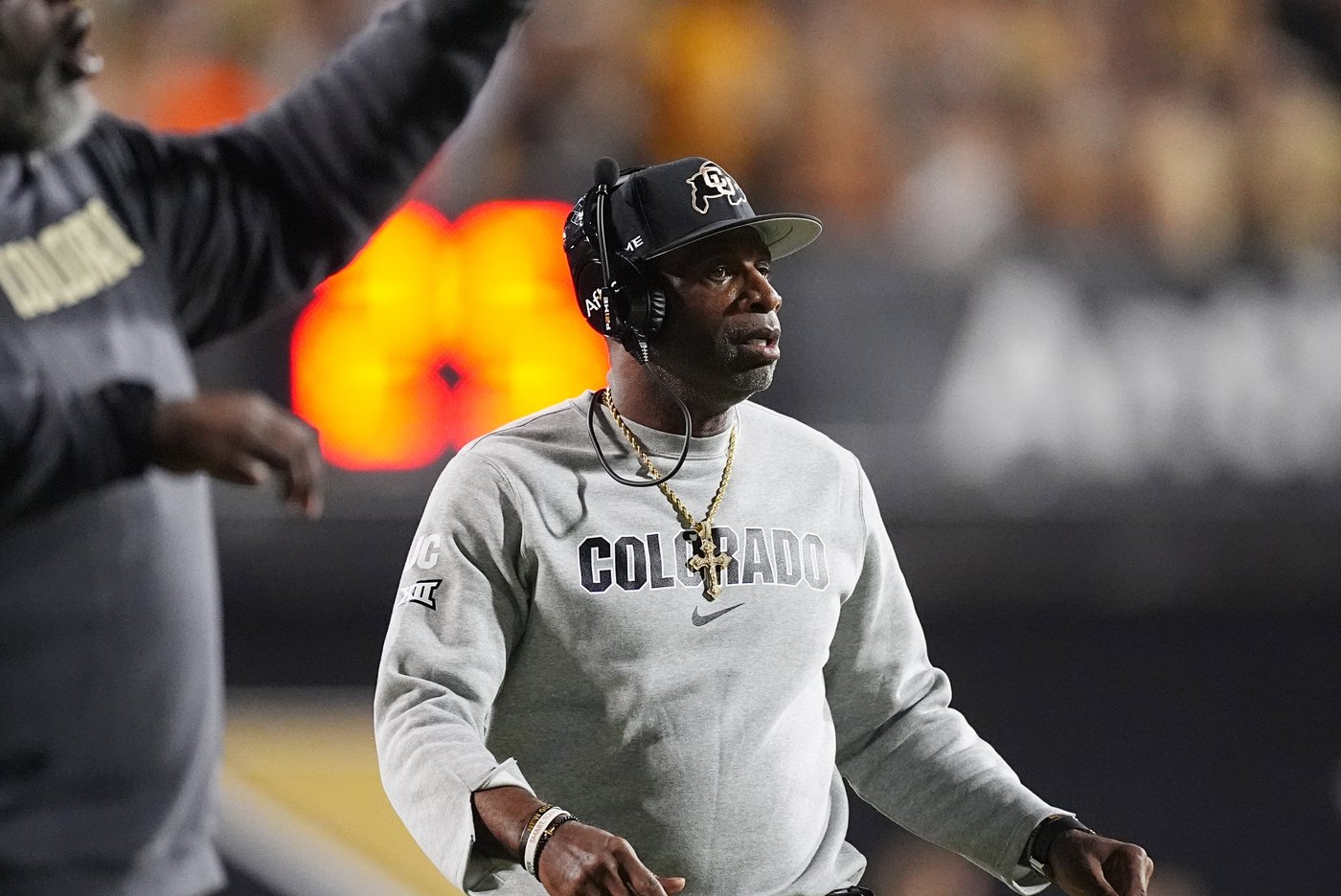 Deion Sanders back at Colorado practice after procedure for blood clots | iNFOnews.ca