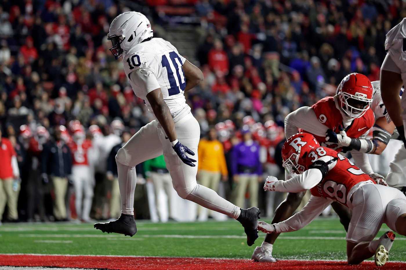 Penn State rallies to beat Rutgers 40-36 for the 18th straight time | iNFOnews.ca