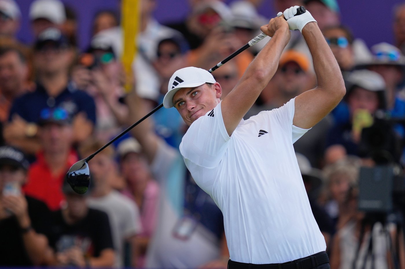 Scottie Scheffler makes his 2026 debut amid palm trees and desert at The American Express | iNFOnews.ca