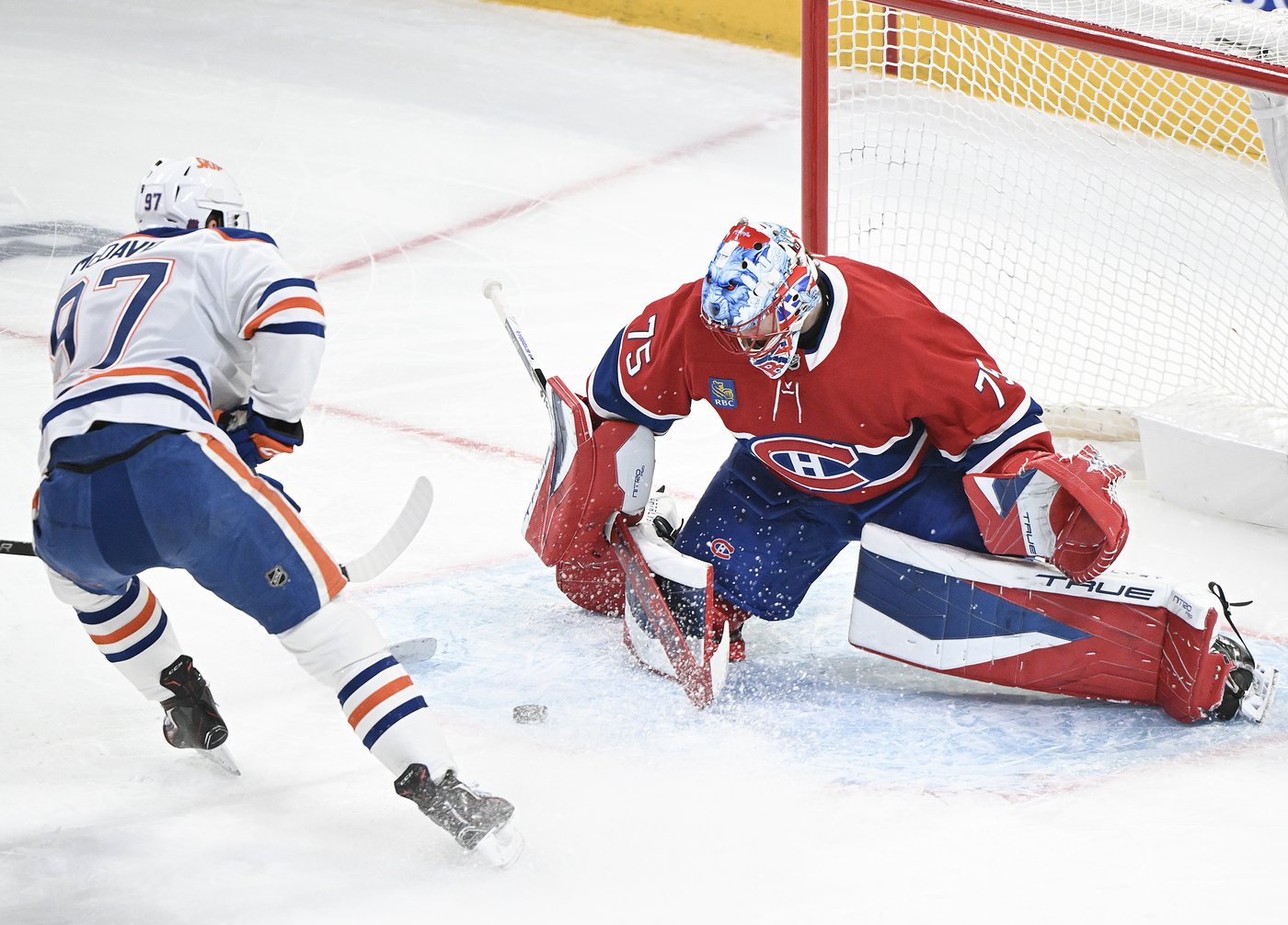 Dobes, Canadiens hold off Oilers for 4-1 win as Draisaitl remains at 999 points | iNFOnews.ca Dobes, Canadiens hold off Oilers for 4-1 win as Draisaitl remains at 999 points | iNFOnews.ca