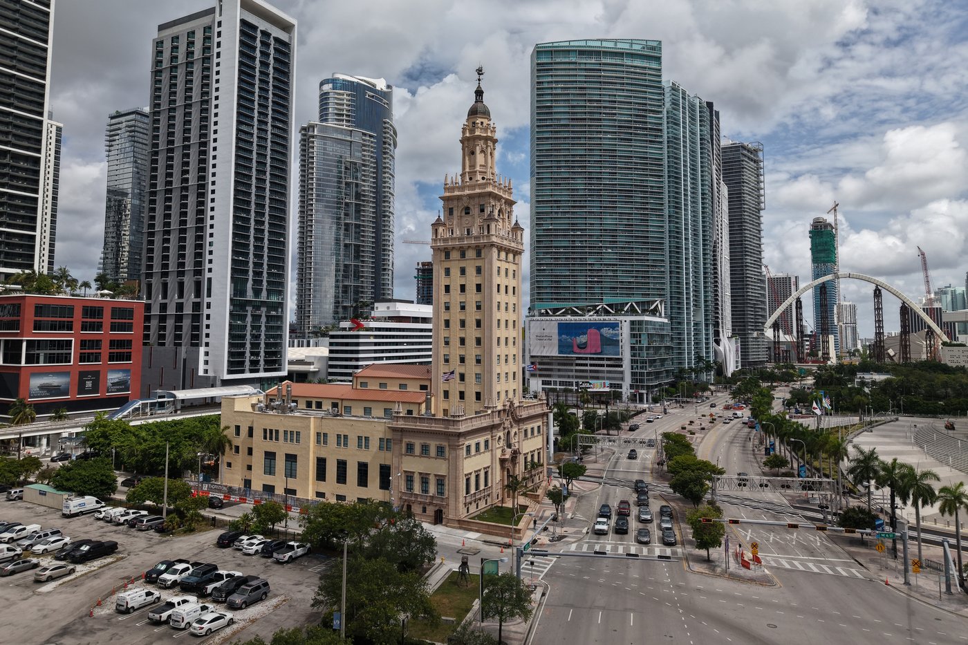 Florida officials gift prime Miami real estate for Trump's presidential library | iNFOnews.ca