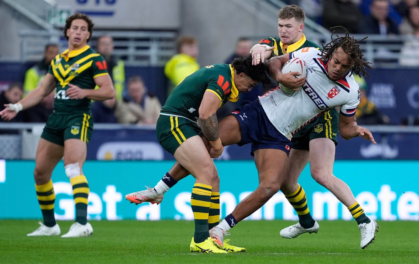 Kangaroos clinch rugby league Ashes after beating England 14-4 | iNFOnews.ca