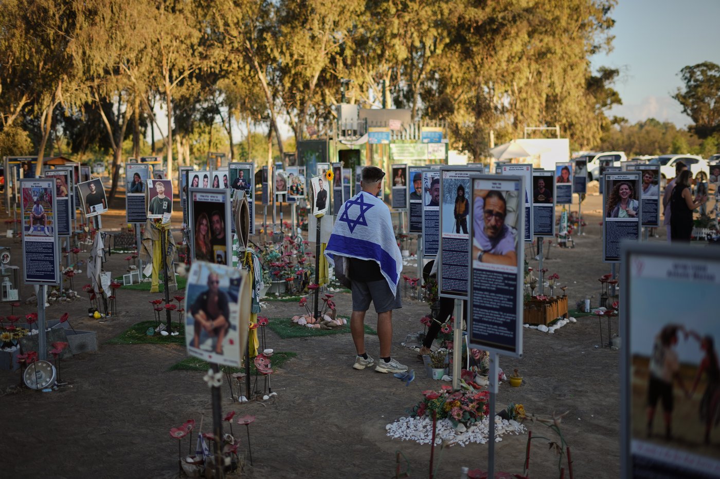 A divided Israel marks 2 years since Oct. 7 attack as war in Gaza grinds on and hostages languish | iNFOnews.ca