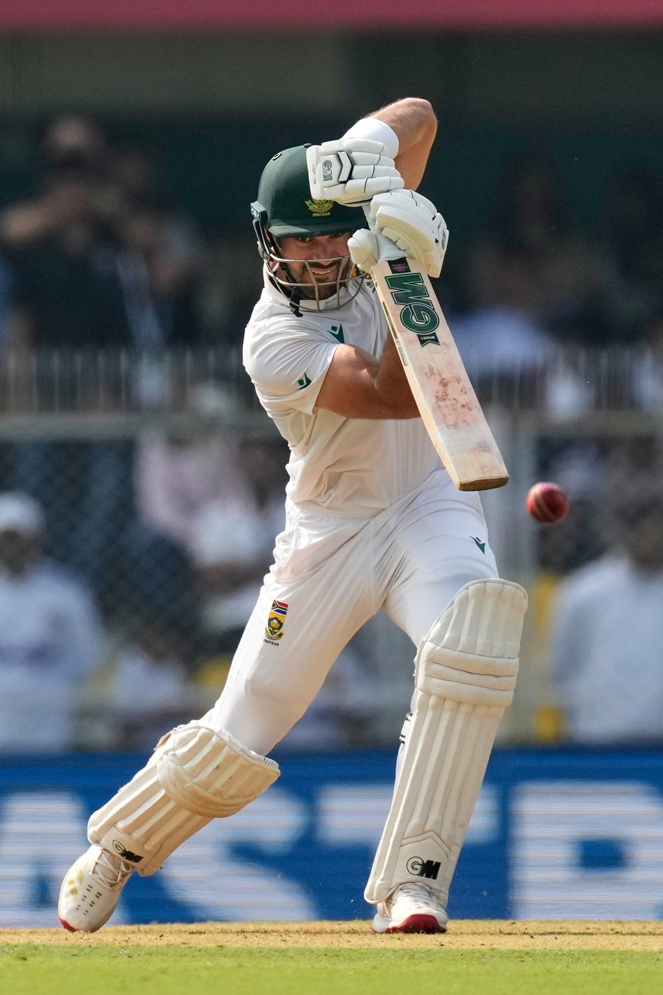 Yadav’s 3-48 restricts South Africa to 247-6 on 1st day of 2nd test against India | iNFOnews.ca Yadav’s 3-48 restricts South Africa to 247-6 on 1st day of 2nd test against India | iNFOnews.ca