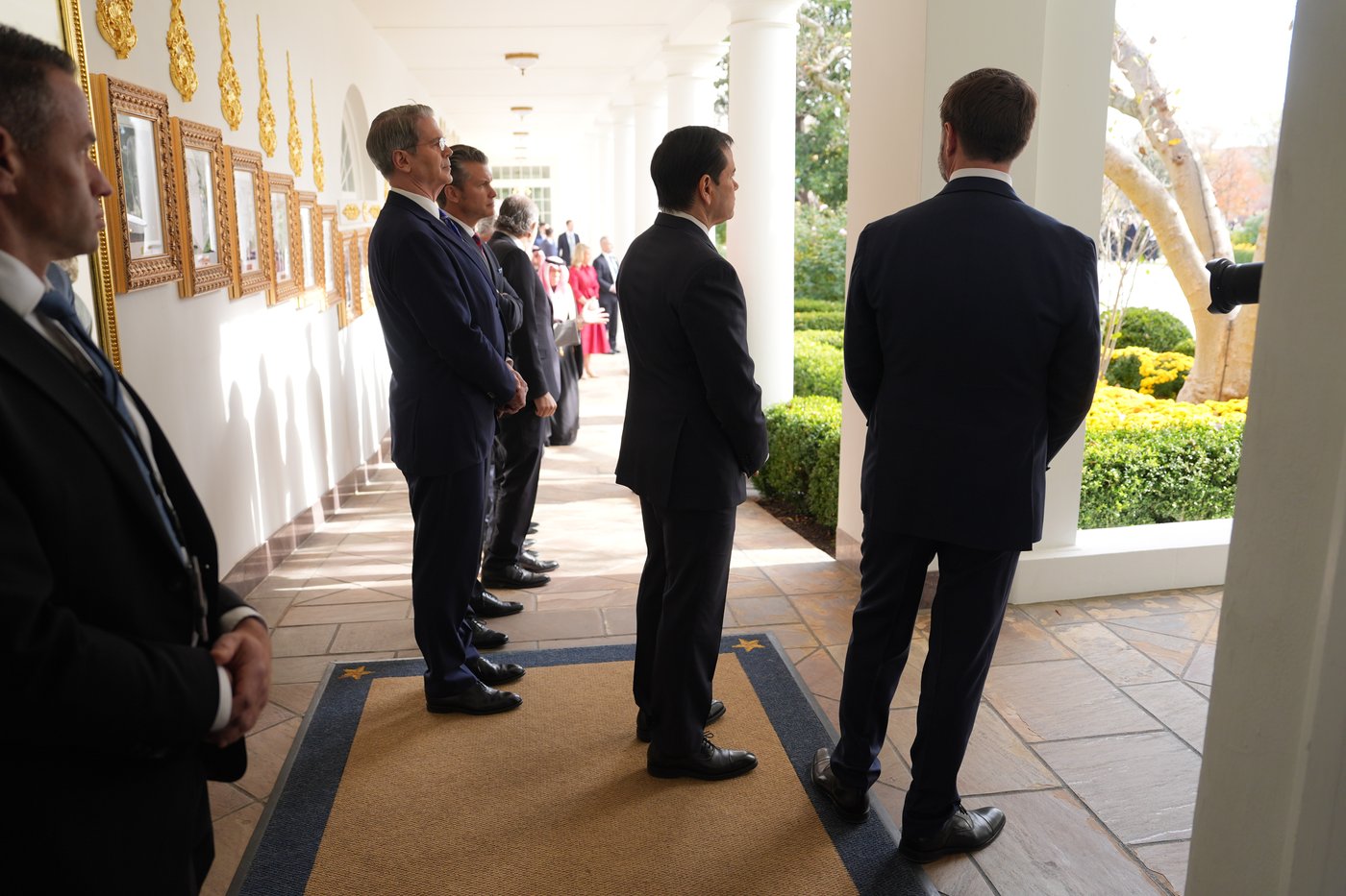 Trump welcomes Saudi crown prince at White House, in photos | iNFOnews.ca