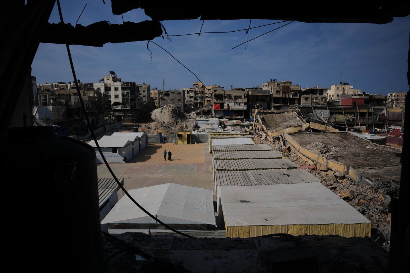 Humanitarian officials race to reopen Gaza schools, in photos | iNFOnews.ca