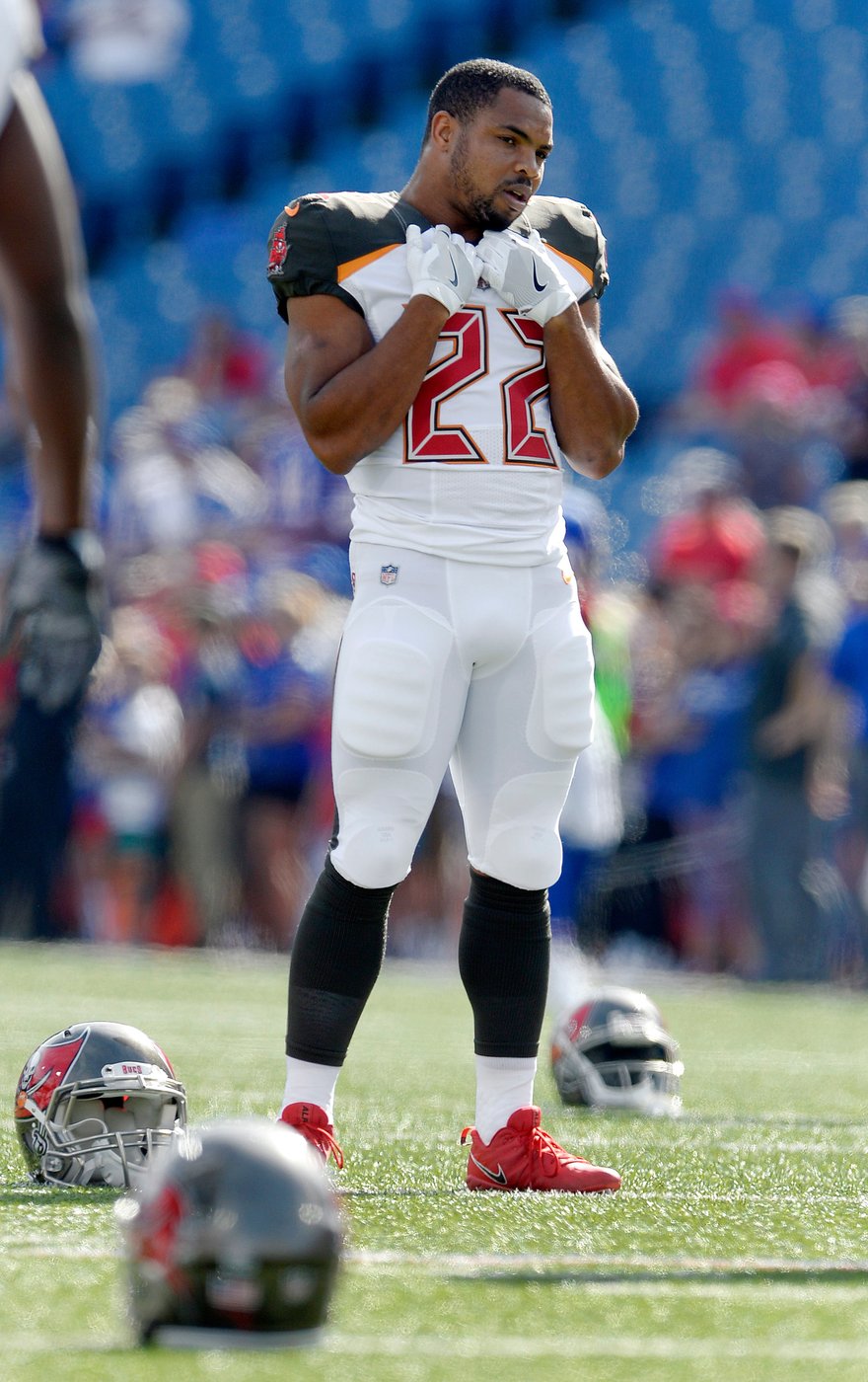 Former Buccaneers All-Pro running back Doug Martin dies at 36 | iNFOnews.ca Former Buccaneers All-Pro running back Doug Martin dies at 36 | iNFOnews.ca