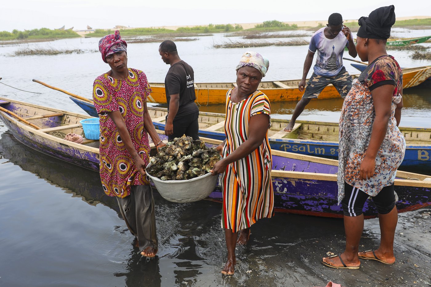 In coastal Ghana, female oyster farmers try to save an old practice threatened by climate change | iNFOnews.ca In coastal Ghana, female oyster farmers try to save an old practice threatened by climate change | iNFOnews.ca