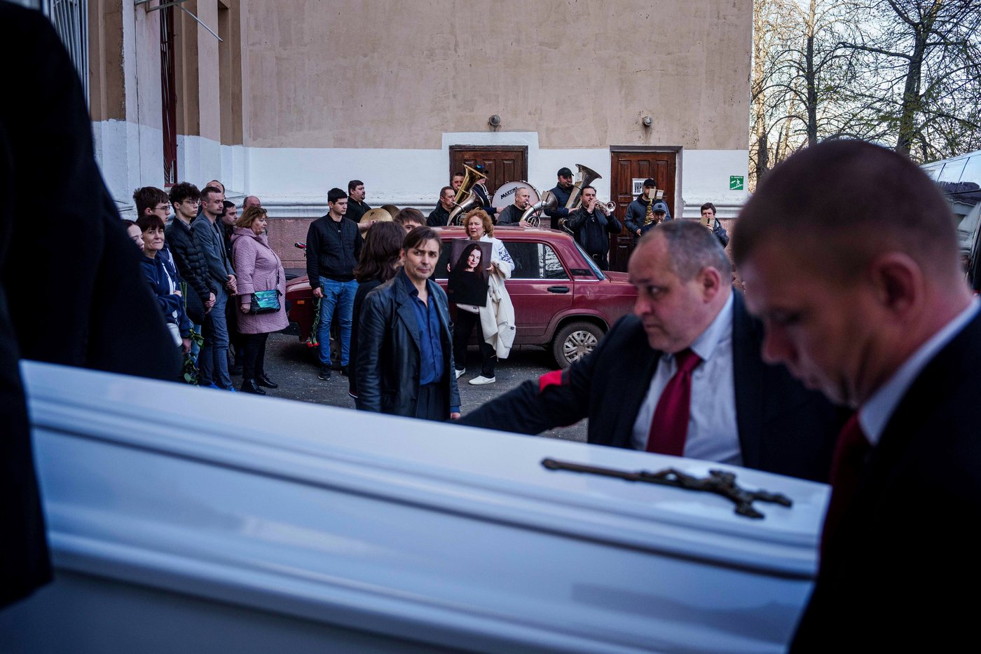 The top AP photos from Ukraine in 2025 show its grief and grit in another year of war | iNFOnews.ca