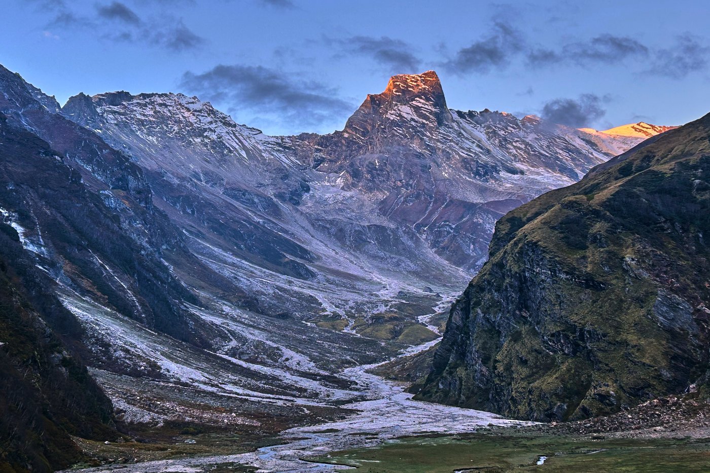 Photos show life slowly returning to abandoned Himalayan villages in India | iNFOnews.ca