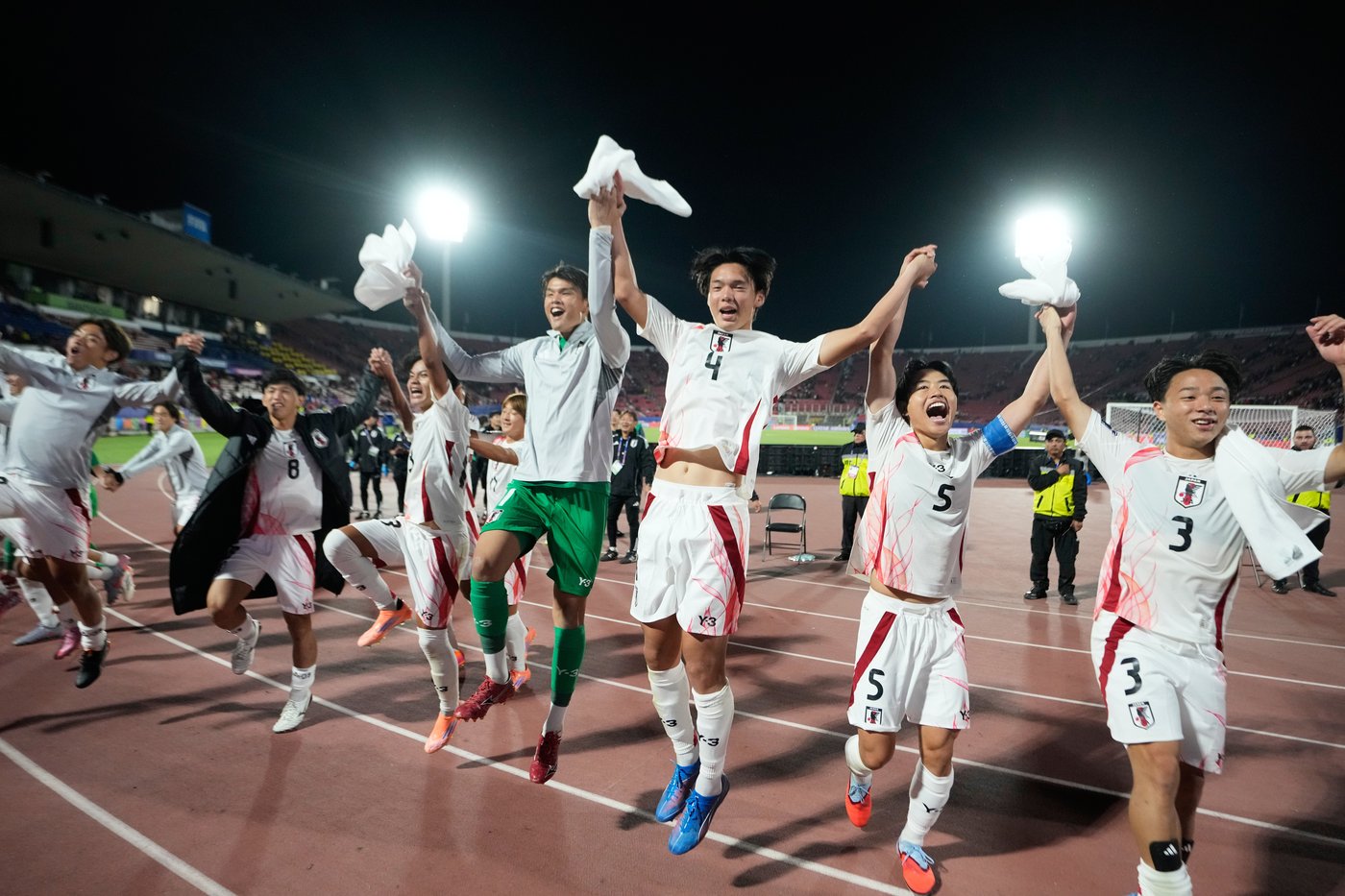 Photos of Japan's fans at the men's U20 FIFA World Cup in Chile | iNFOnews.ca