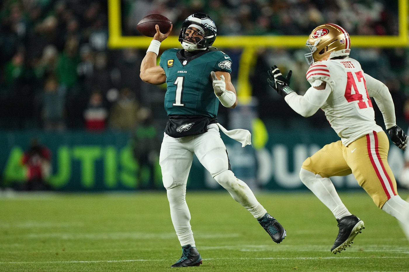 Eagles' season-long issues apparent in playoff loss to 49ers, sideline spat between Sirianni, Brown | iNFOnews.ca