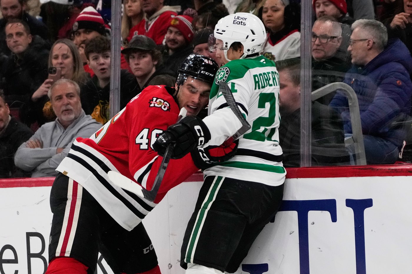Mikheyev scores twice as the Blackhawks beat the slumping Stars 4-3 | iNFOnews.ca Mikheyev scores twice as the Blackhawks beat the slumping Stars 4-3 | iNFOnews.ca