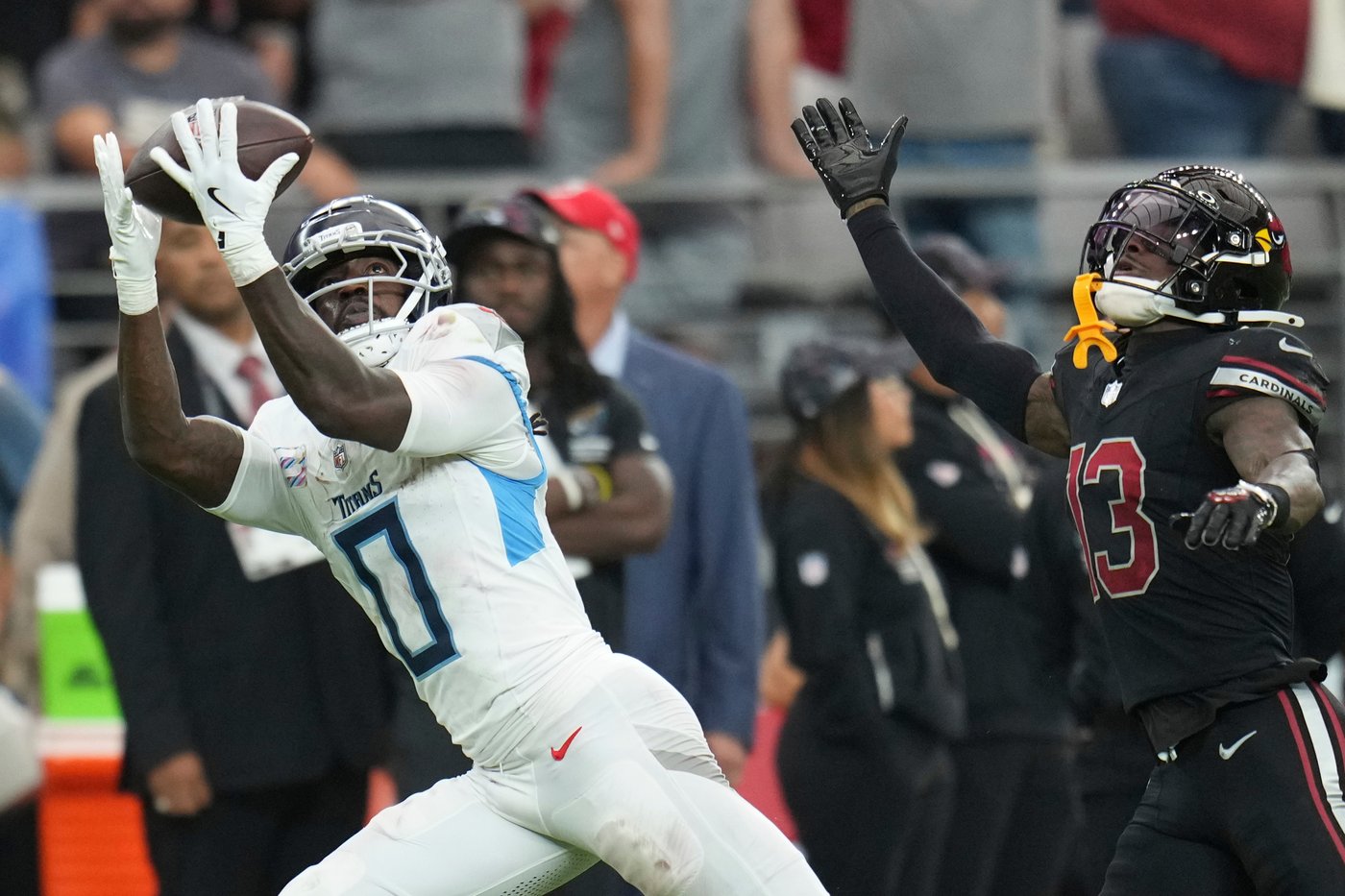 Titans take advantage of mistakes that cost them in 10-game skid for needed win | iNFOnews.ca