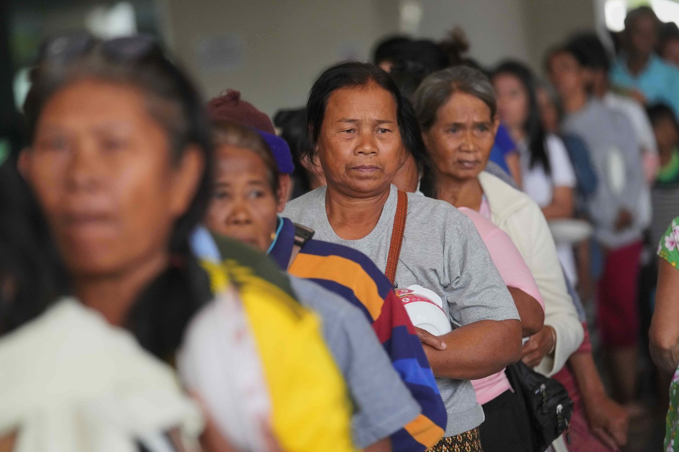 Photos show locals in Thailand and Cambodia taking shelter as border conflict intensifies | iNFOnews.ca