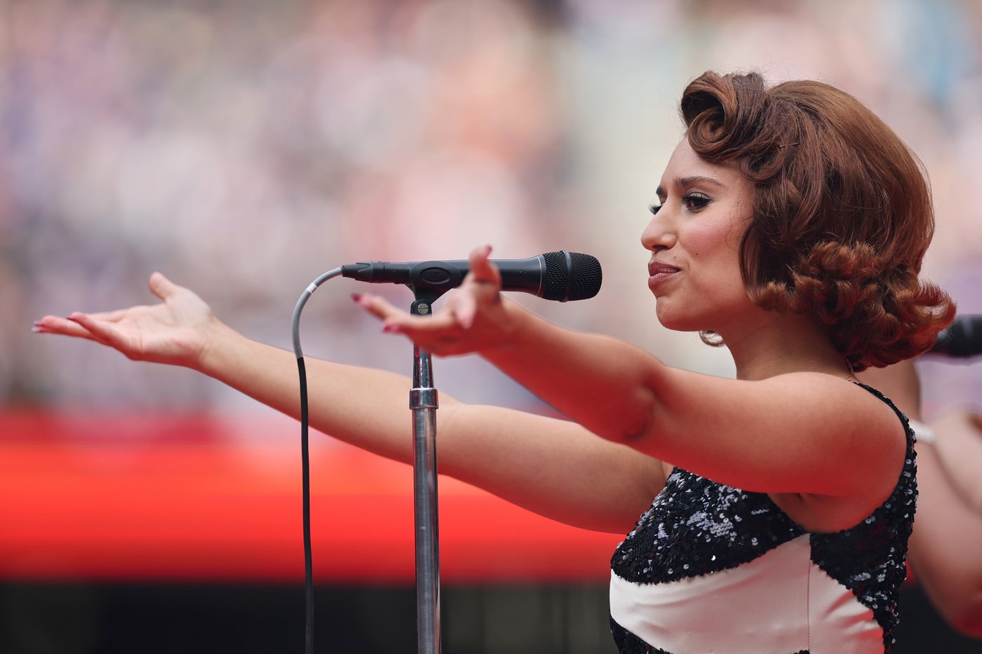 Elton John, Olivia Rodrigo, Doja Cat, Questlove, Twenty One Pilots and Raye to present at Rock Hall | iNFOnews.ca