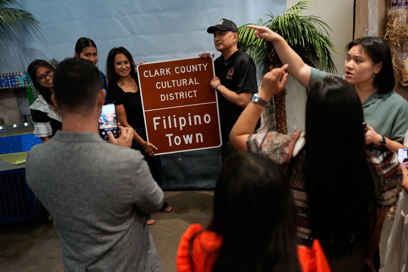 'Filipino Towns' around the US preserve history and raise community's visibility | iNFOnews.ca 'Filipino Towns' around the US preserve history and raise community's visibility | iNFOnews.ca