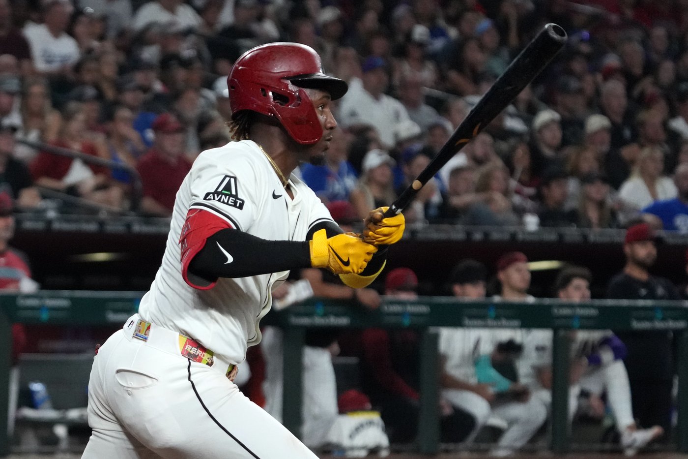 Perdomo hits game-winning single in 9th to keep D-backs in NL wild card race, beating Dodgers 5-4 | iNFOnews.ca