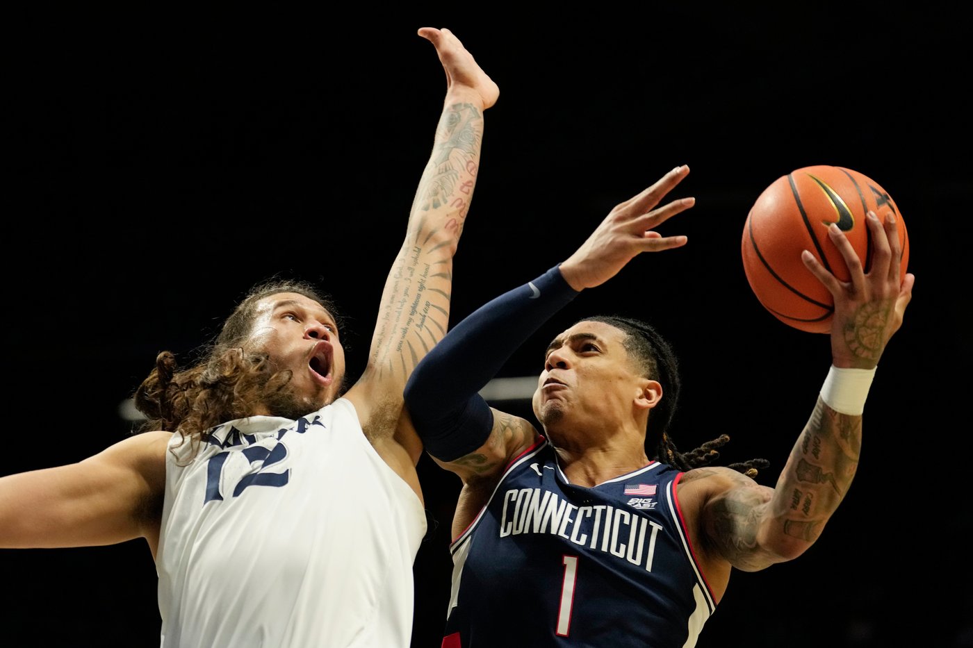 No. 4 UConn beats Xavier 90-67 behind Mullins and Karaban | iNFOnews.ca