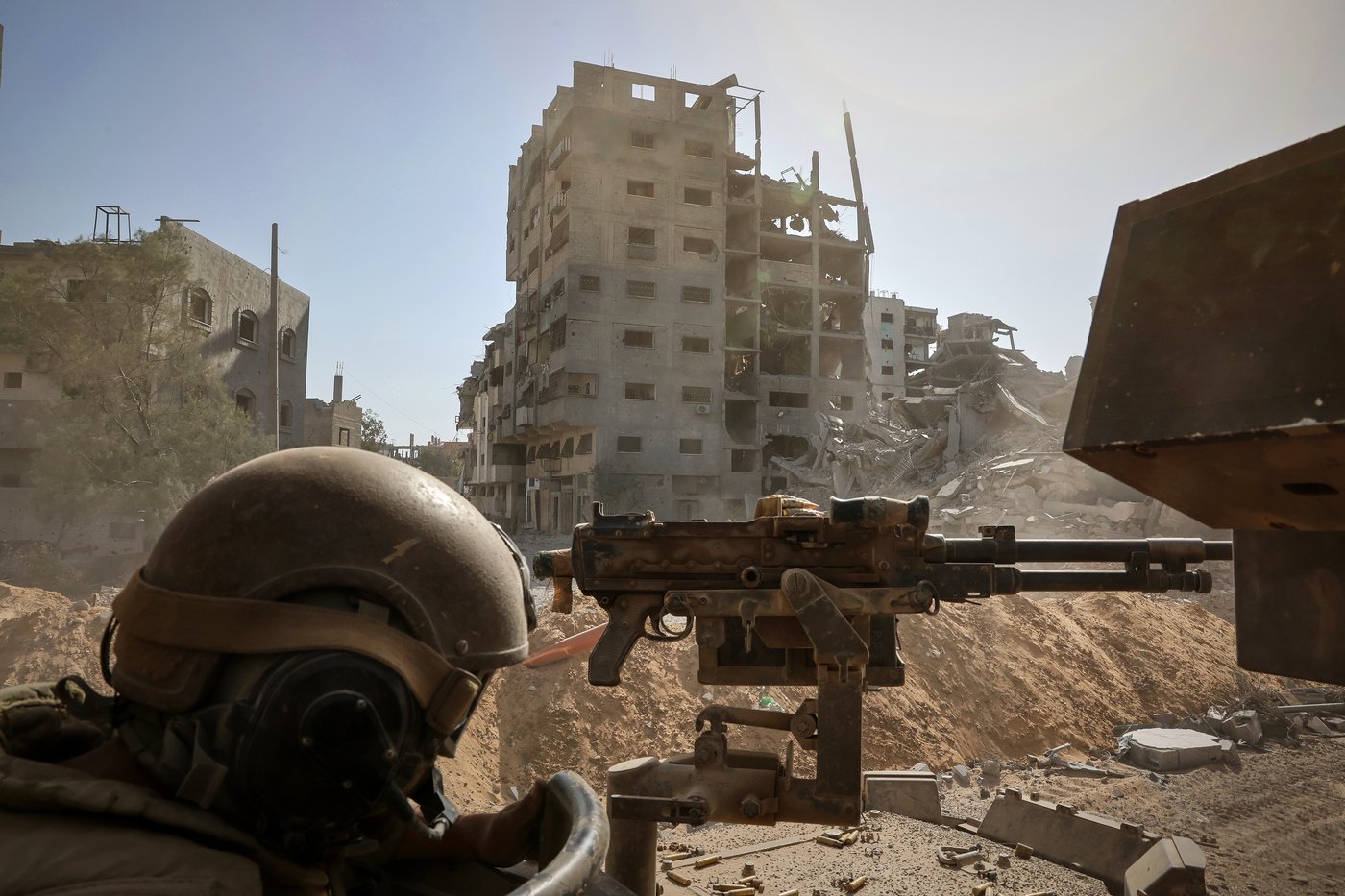 International journalists visit Gaza City under the supervision of Israel's army | iNFOnews.ca
