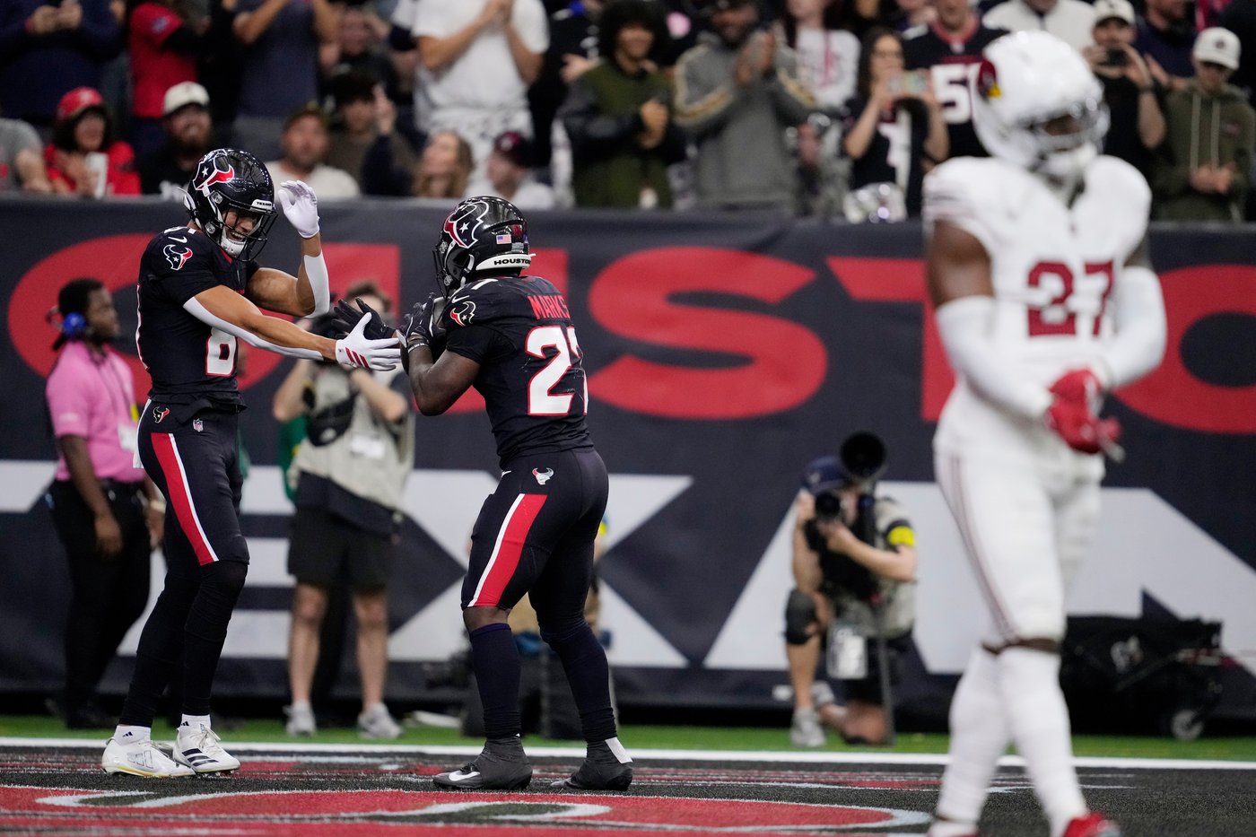 C.J. Stroud leads Texans to 6th straight win, 40-20 over Cardinals | iNFOnews.ca C.J. Stroud leads Texans to 6th straight win, 40-20 over Cardinals | iNFOnews.ca